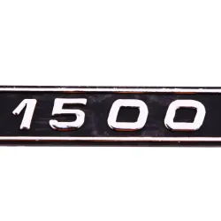 Емблема 2107 бічна "1500" (нового зразку мала, 21083), 2105-8212174-20