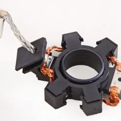 Щітковий вузол стартера Lanos 1.5 "Flagmus" пластм. (0.8KW, 2110 на пост. магн.), 10475107