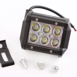 Фара денного світла 95*75*65мм 18Вт "Blaskar" 6 Cree (направлений дальній)