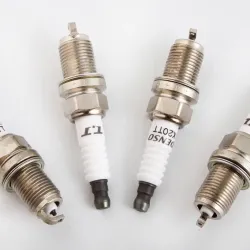 Свічки "Denso" Twin Tip T04 (Lanos 1.6, Aveo 1.6, Lacetti 1.6)