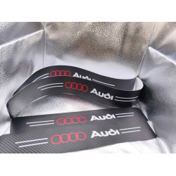Карбонова захисна плівка на пороги Audi (антигравійна наклейка)
